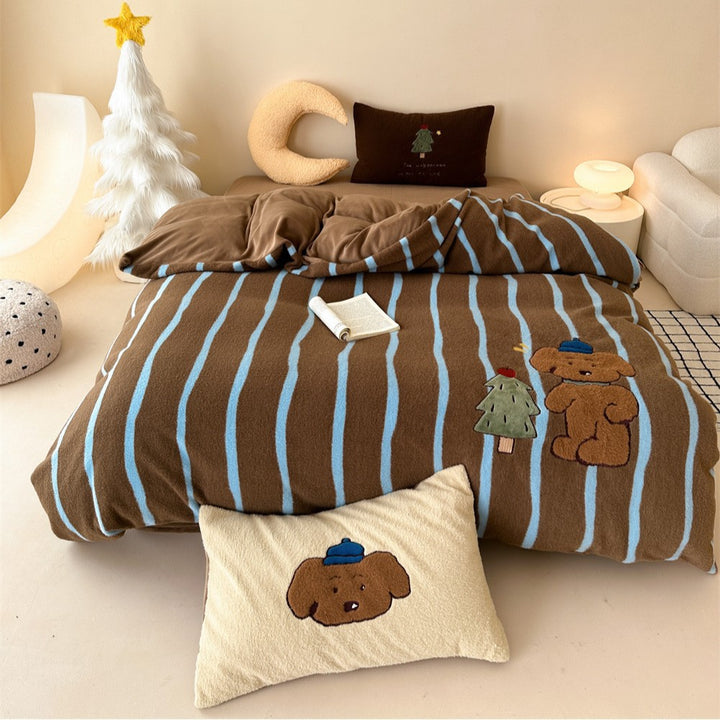 Plush Reversible Striped Duvet Cover Set with Embroidered Cartoon Appliqué