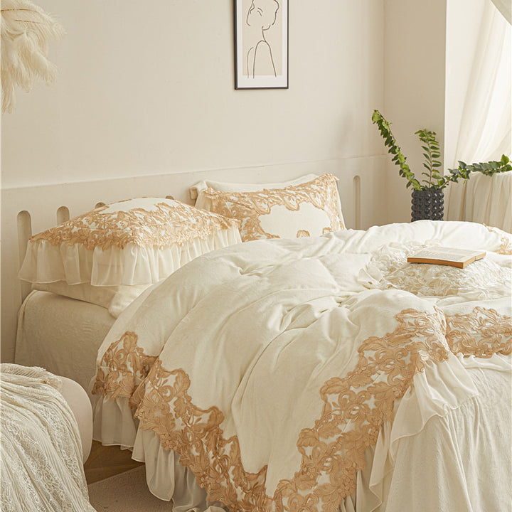 Luxury bedding set with lace trim and ruffle