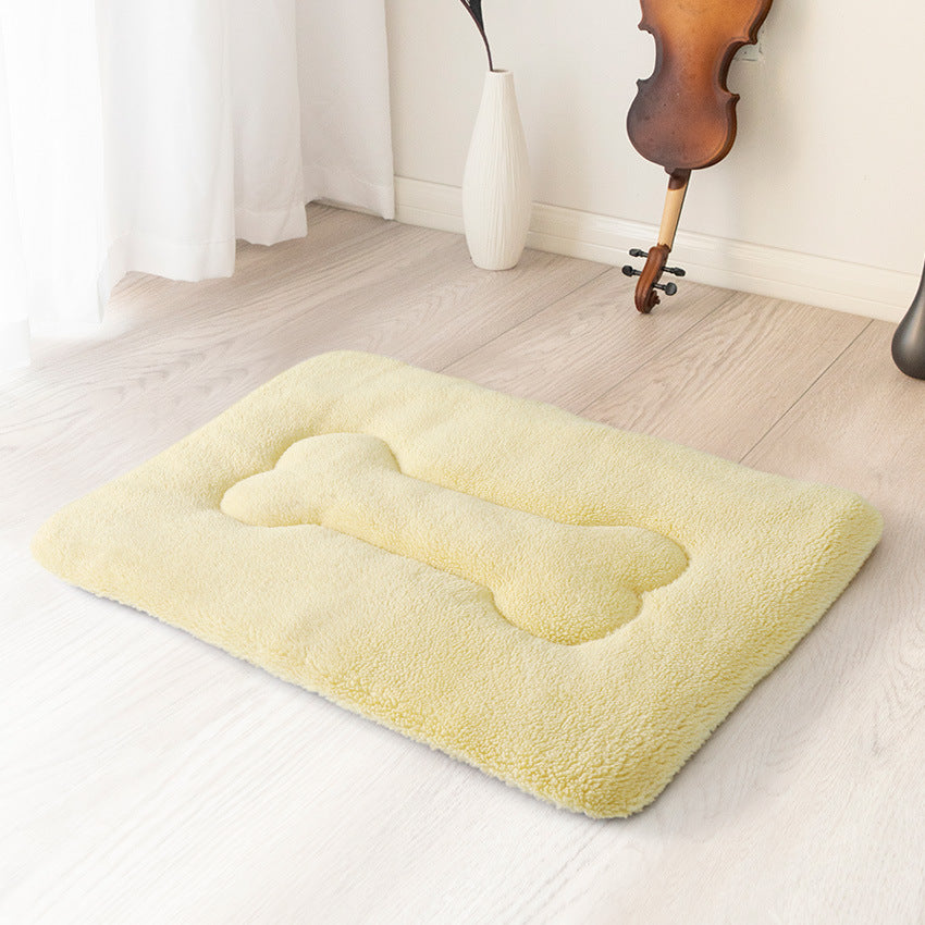 Unisex soft pet mat with bone pattern Stornfield