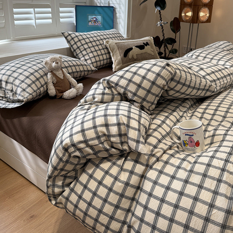Cozy Plaid Bedding Set