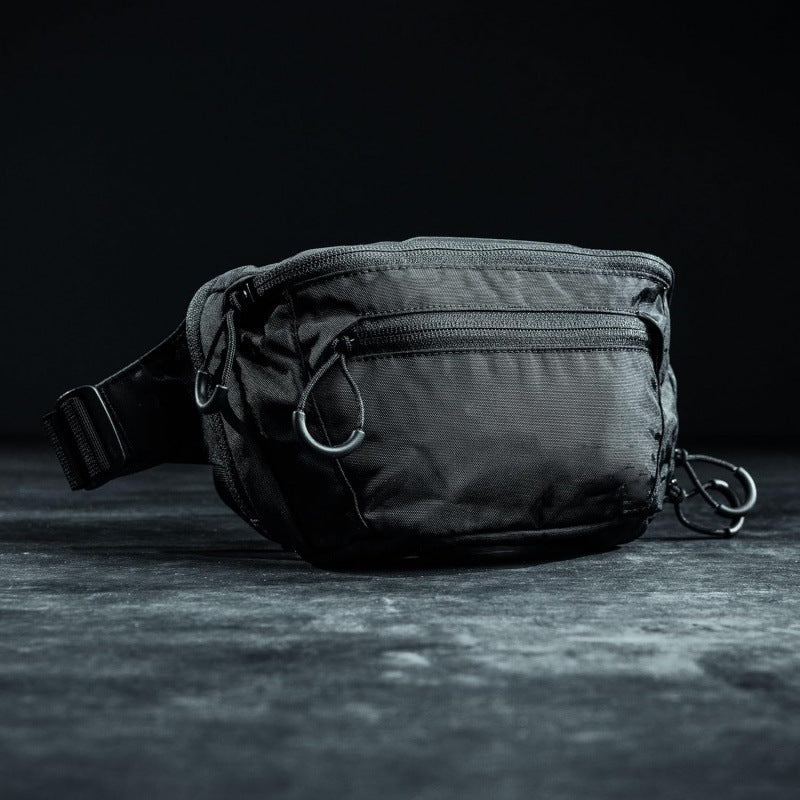 Practical shoulder bag with multifunctional compartments Stornfield