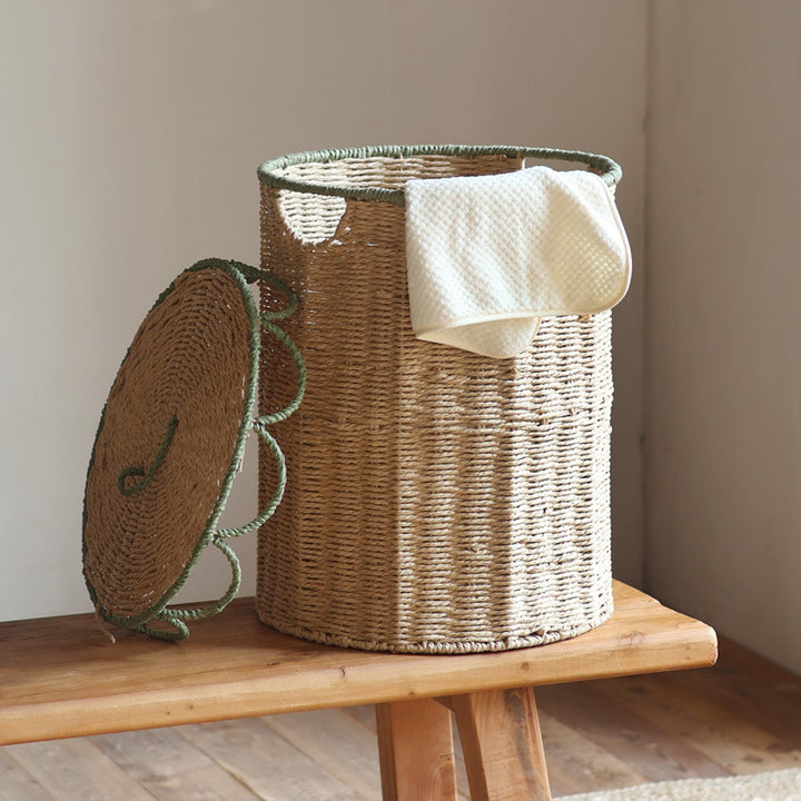 Rustic laundry basket with lid Stornfield