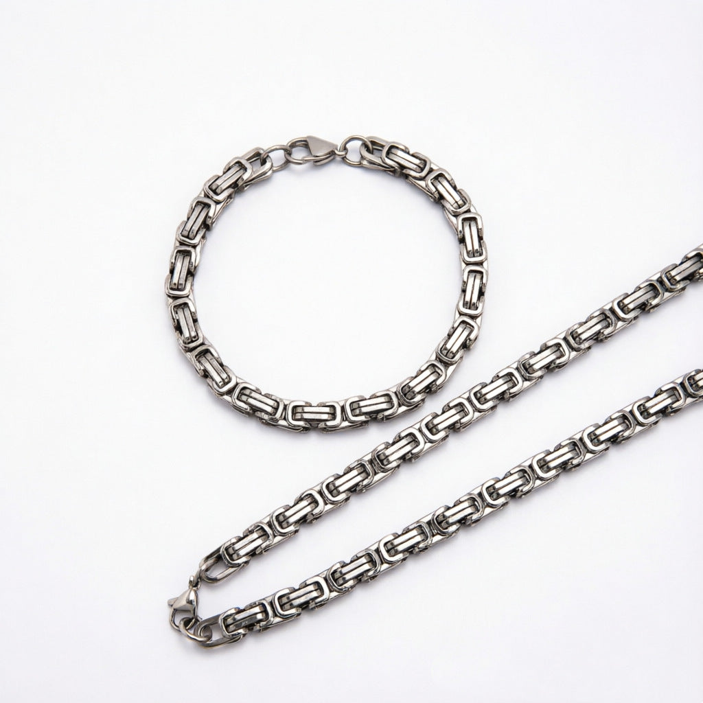 Elegant Interlocking Chain Necklace and Bracelet Set Stornfield