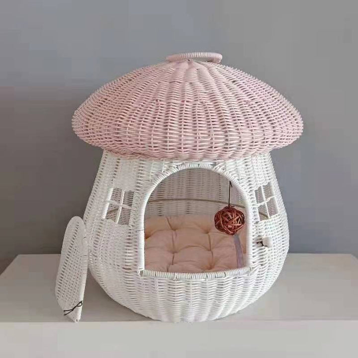 Playful cat basket in mushroom design Stornfield