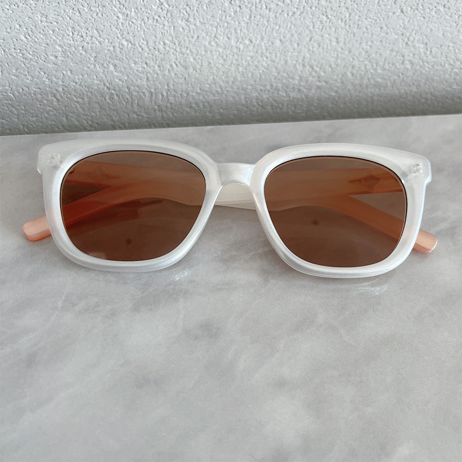 Women’s fashionable square sunglasses with UV protection filter and sturdy frame Stornfield