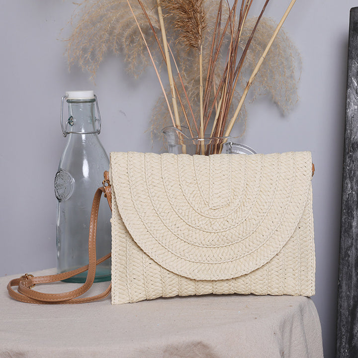 Handbag Made of High-Quality Woven Straw with Elegant Flap Closure Stornfield