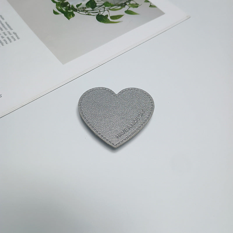 Heart-Shaped Phone Grip Stornfield