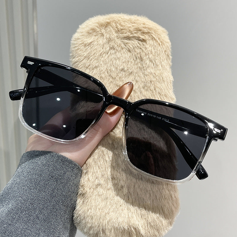 Women timeless sunglasses in modern rectangular design Stornfield