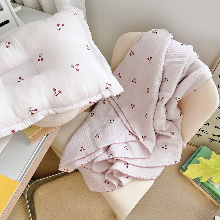 Unisex soft muslin blanket with cherry-shaped embroidery Stornfield