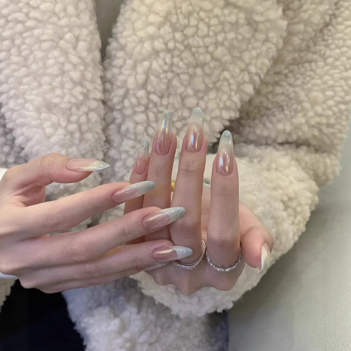 Elegant and Shiny Artificial Nails Stornfield