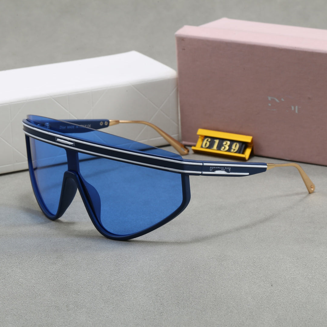 Ladies Cat-Eye Sunglasses with Modern Design Stornfield