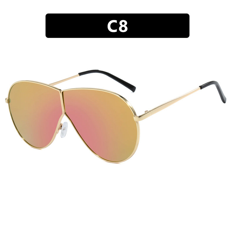 Women's pilot sunglasses with elegant golden frame and blue lenses Stornfield