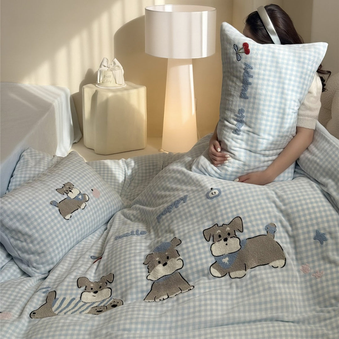 Children's Embroidered Gingham Puppy Duvet Cover Set with Pillow Shams