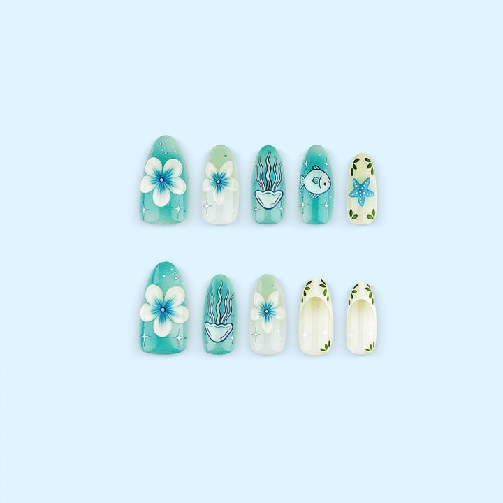 Artificial nails in a maritime design with colorful shell and water motifs Stornfield