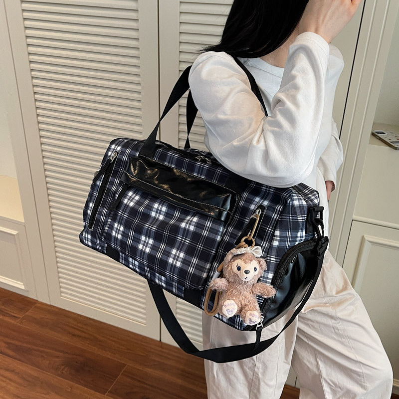 Chic Plaid Weekend Duffel Stornfield