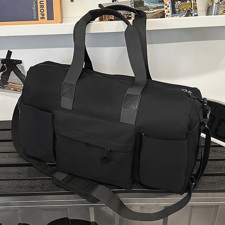Multifunctional sports and travel bag with flexibility Stornfield