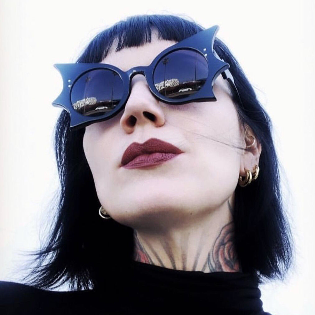 Women extravagant Cat-Eye sunglasses with striking frame Stornfield