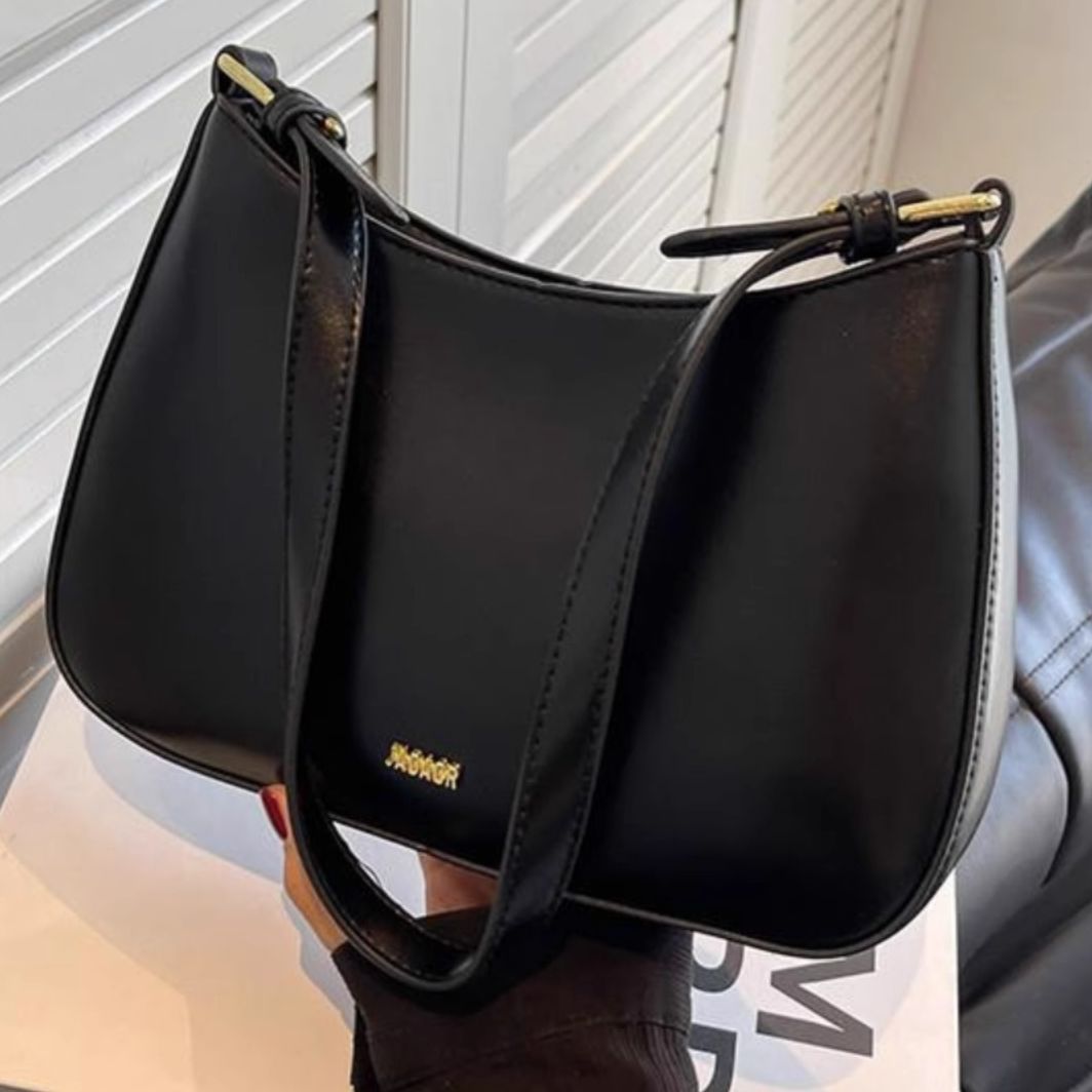 Sleek Minimalist Handbag Stornfield