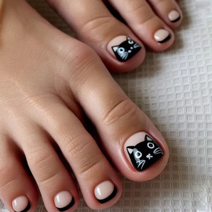 Playful Cat-Themed Nail Art Kit Stornfield