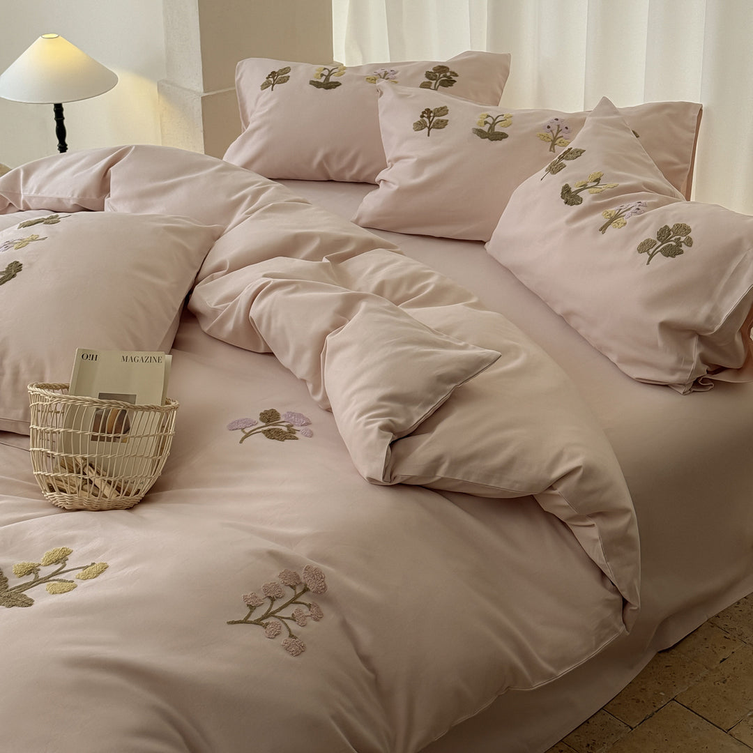 Botanical Appliqué Cotton Sateen Duvet Cover Ensemble with Hidden Zipper and Deep-Pocket Pillow Shams
