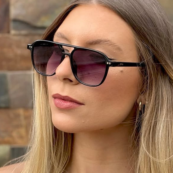 Women’s modern square sunglasses with robust design and UV protection Stornfield