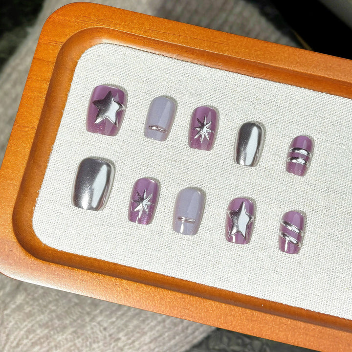 Press-On Nail Art
