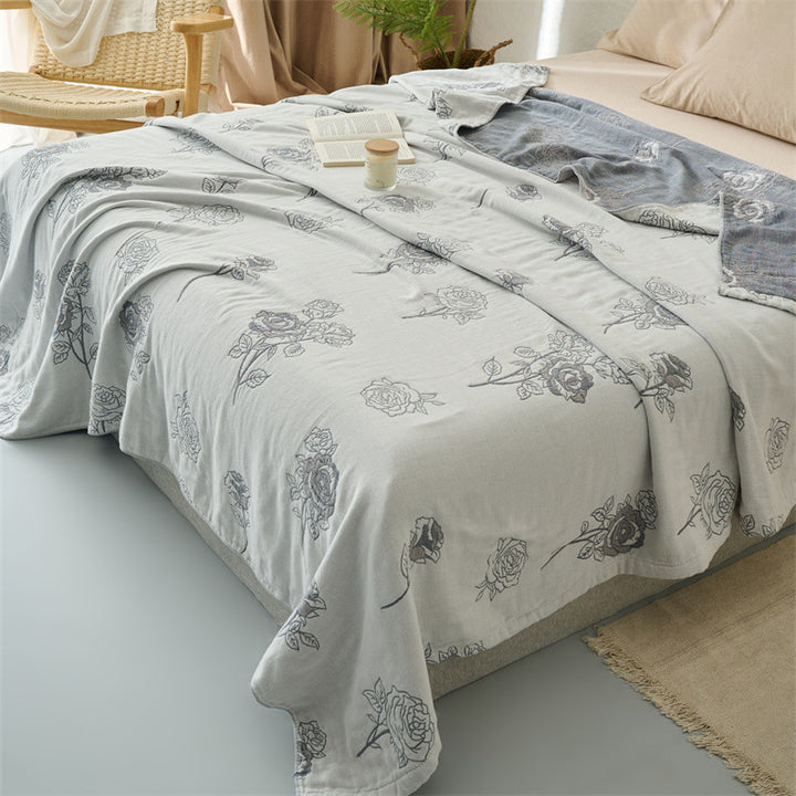 Light cotton throw blanket with floral rose print