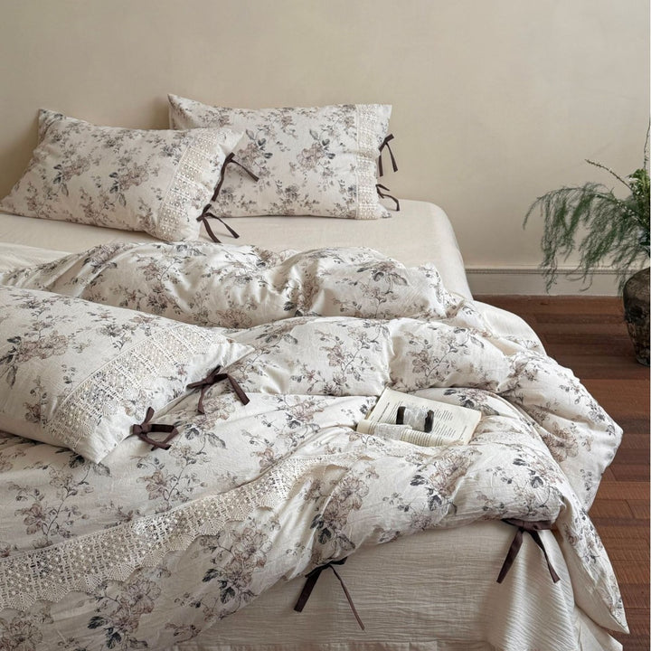 Romantic cotton-linen bedding set with lace trim and decorative ribbons