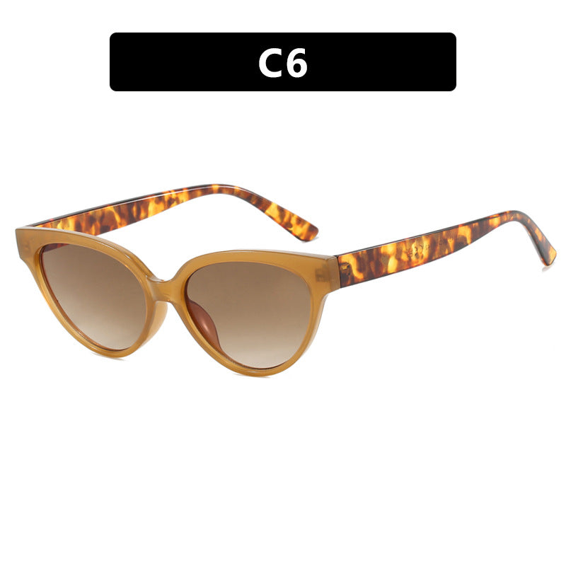 Ladies Cat-Eye Sunglasses with Luxurious Pattern and UV Protection Stornfield
