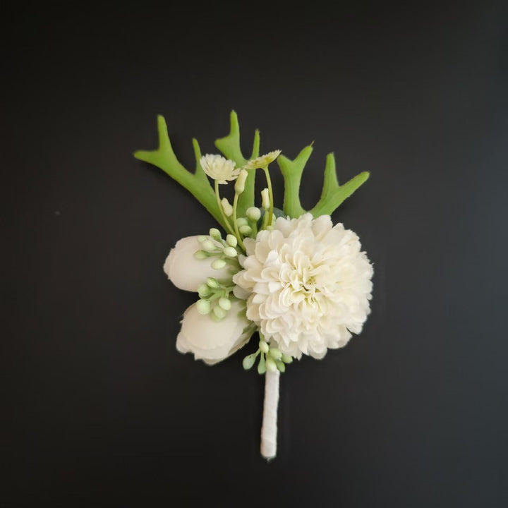 Elegant Floral Accessory