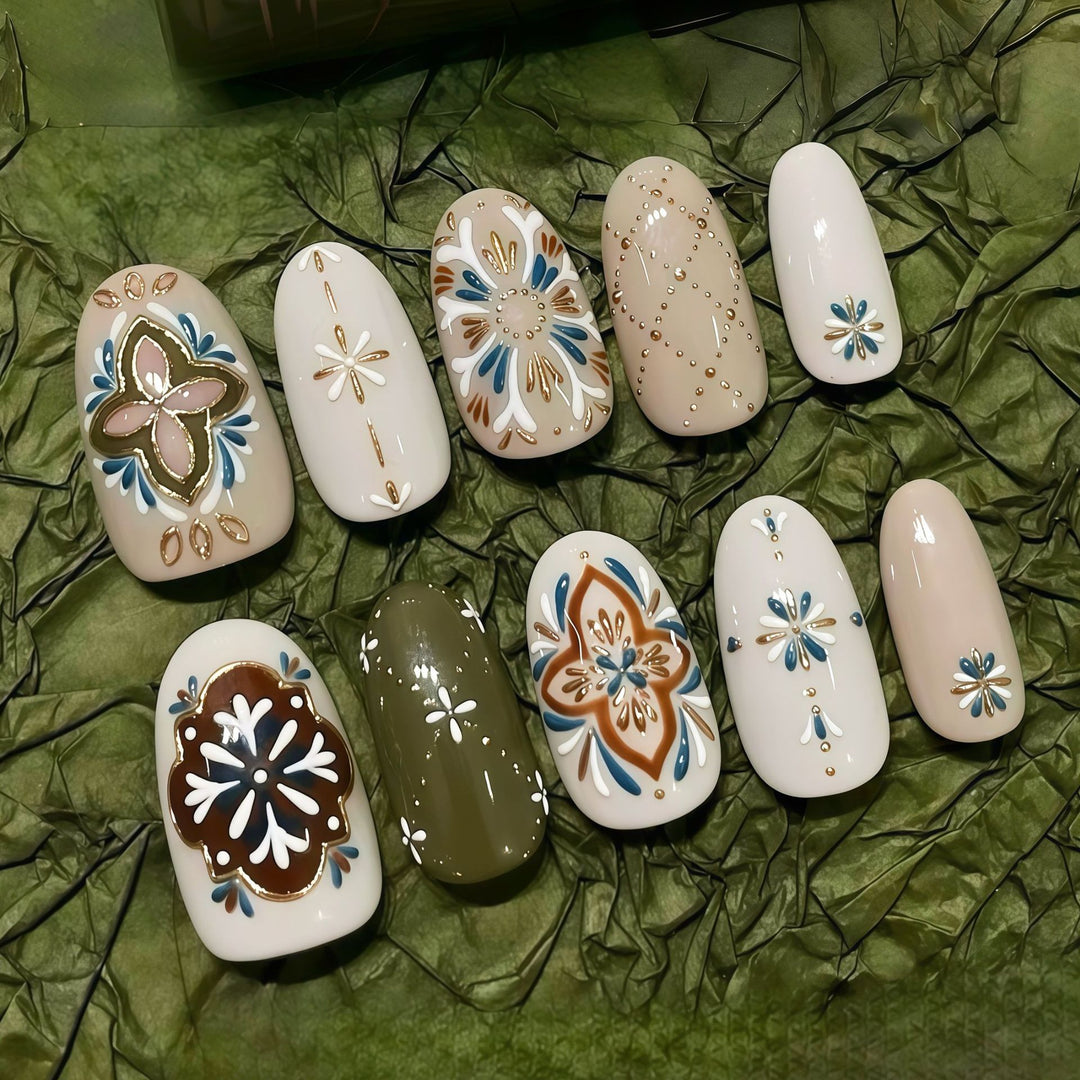 Artistic Seasonal-Inspired Press-On Nails