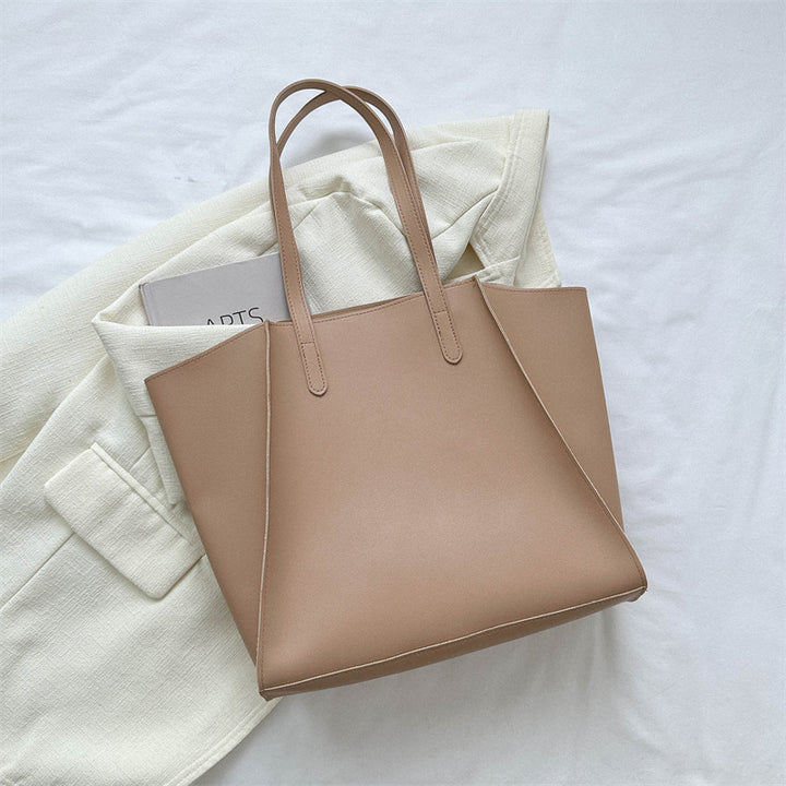 Minimalist Structured Tote
