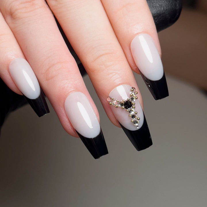 Artful Nail Extensions with Glitter and Ombre Details Stornfield