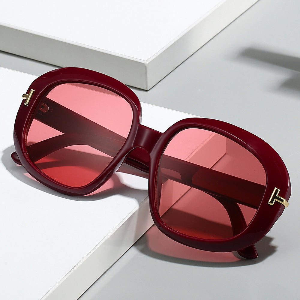 Stylish Oversized Sunglasses Stornfield