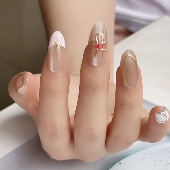 Artistic Press-On Nail Set with Elegant Floral Accents Stornfield