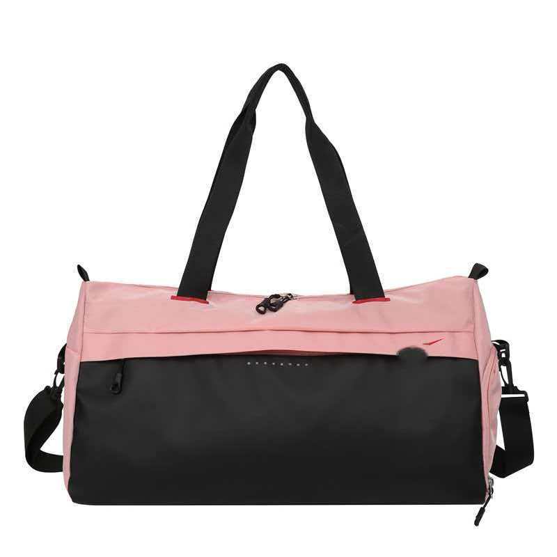 Spacious travel bag with removable shoulder strap Stornfield