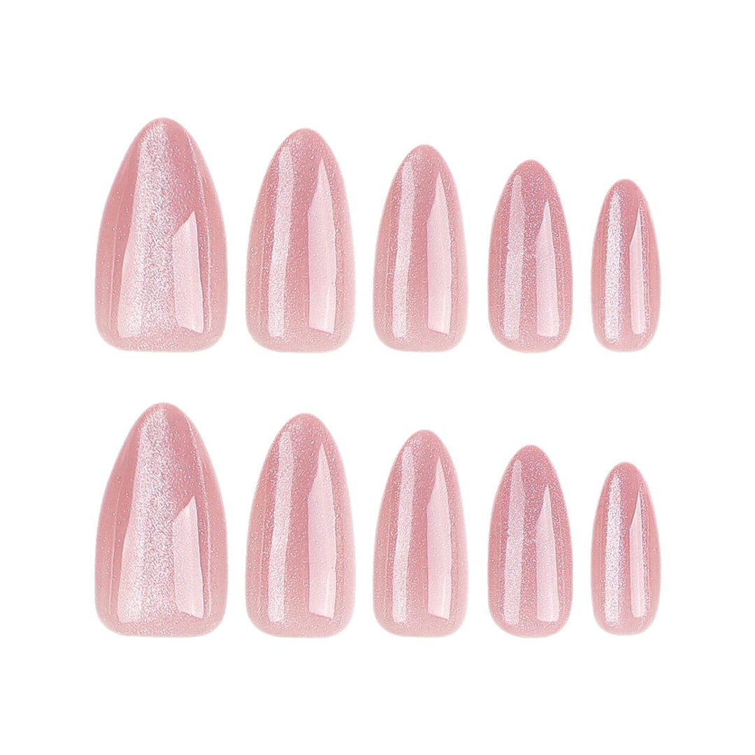 Glittering and Elegant Artificial Nails Stornfield