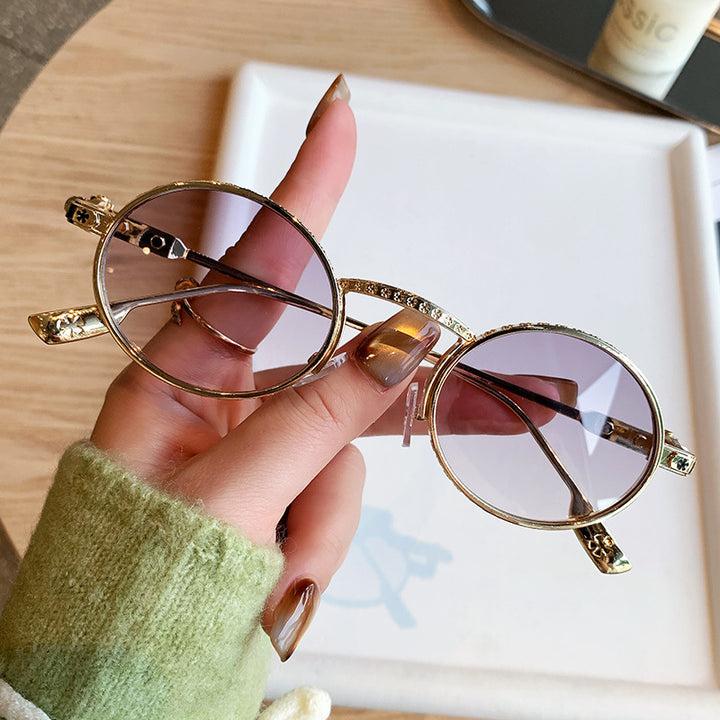 Ladies Elegant Sunglasses with Delicate Details Stornfield