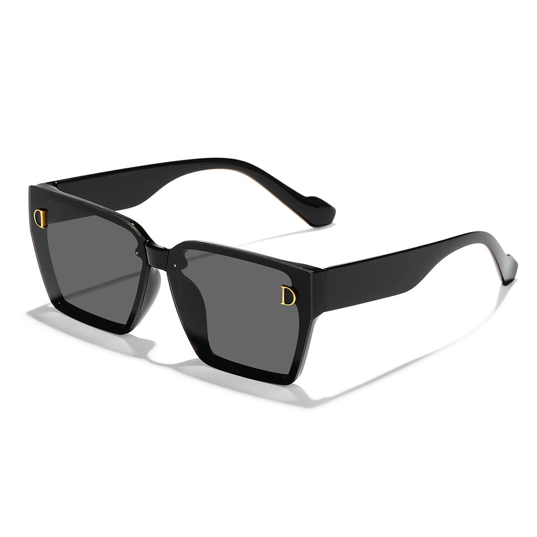 Women's fashionable sunglasses in a unique design with oversized lenses Stornfield