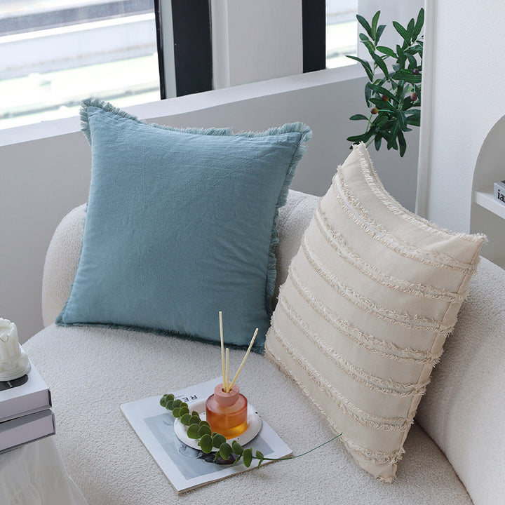 Decorative cushion with textured weave design