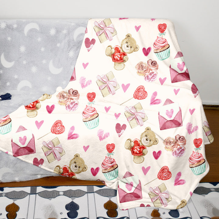 Heart Pattern Fleece Throw Blanket