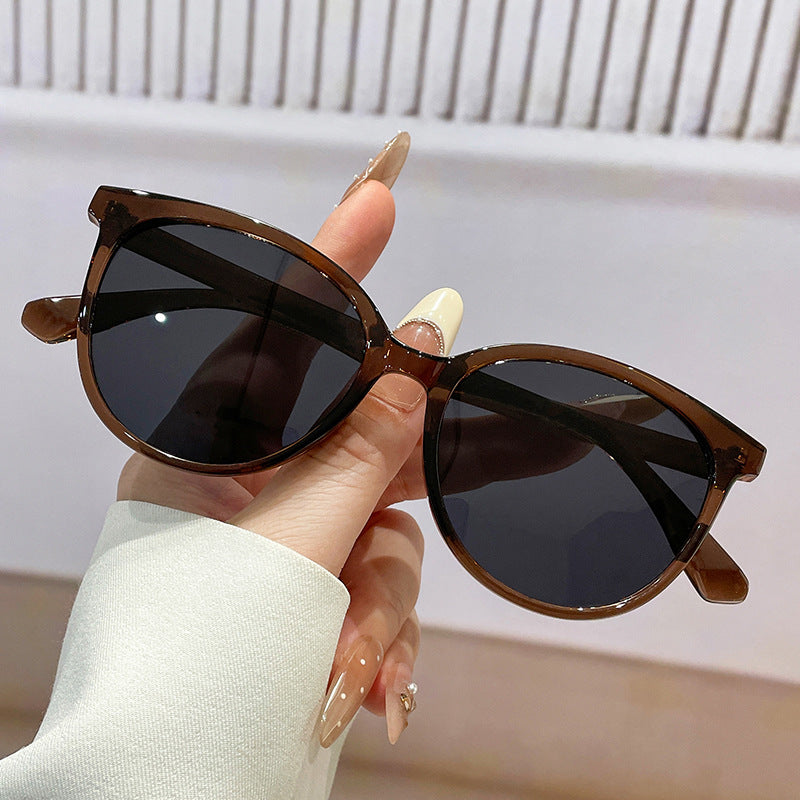 Ladies fashionable sunglasses in modern rectangular style Stornfield