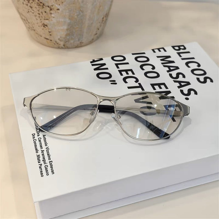 Fashionable Metal Sunglasses in Modern Design Stornfield