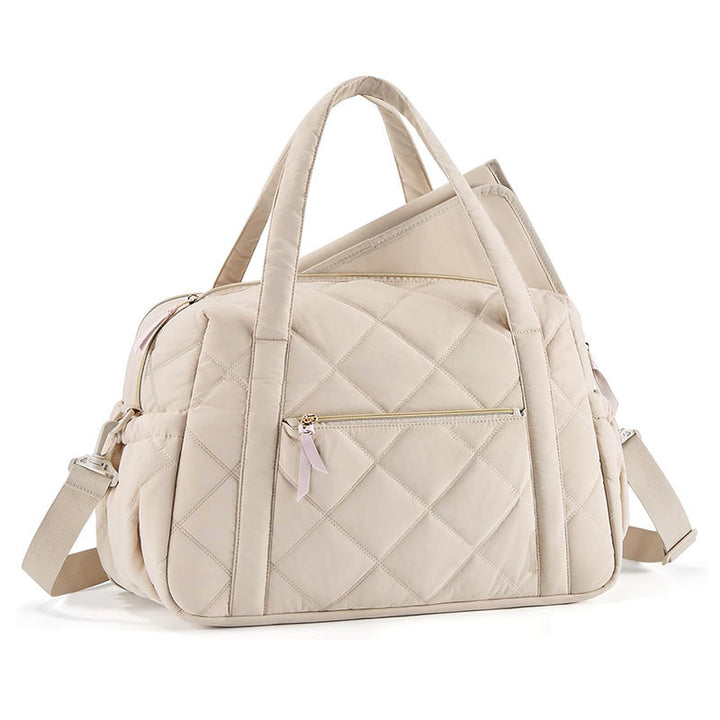 Stylish travel bag with innovative interior concept Stornfield