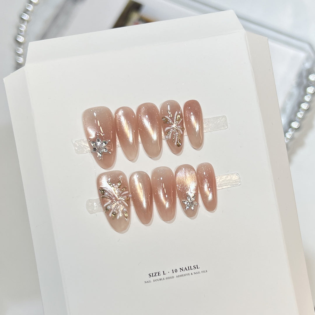 Decorative Press-On Nail Design Set