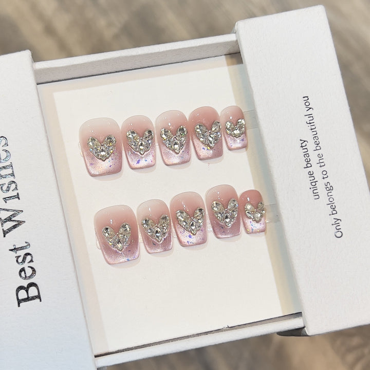 Glamorous Heart-Accent Press-On Nail Set Stornfield