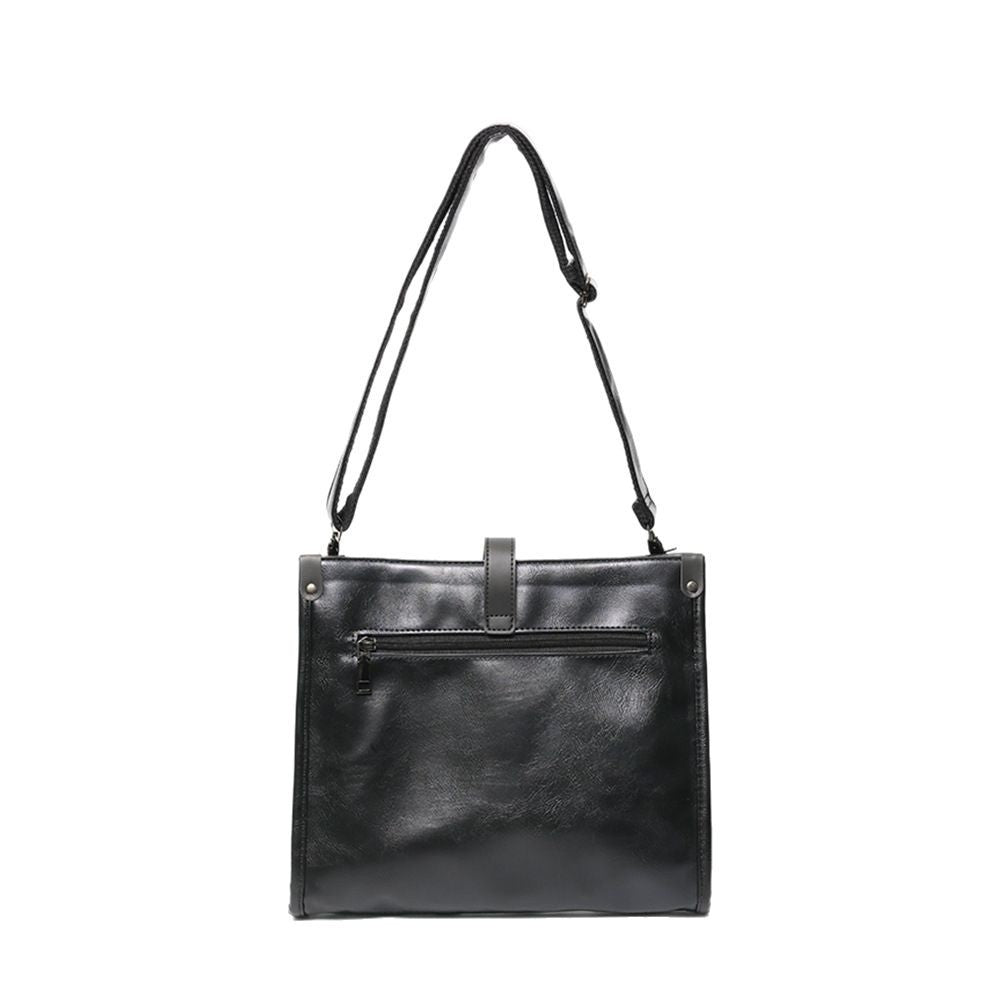 Elegant and Versatile Shoulder Bag Stornfield