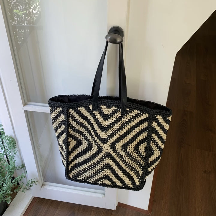 Designer basket bag with graphic pattern Stornfield