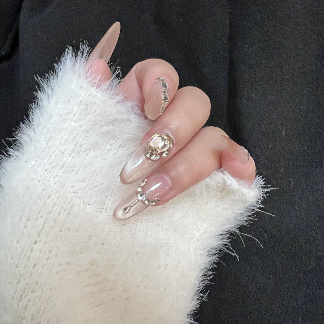 Glamorous Nail Design Kit Stornfield