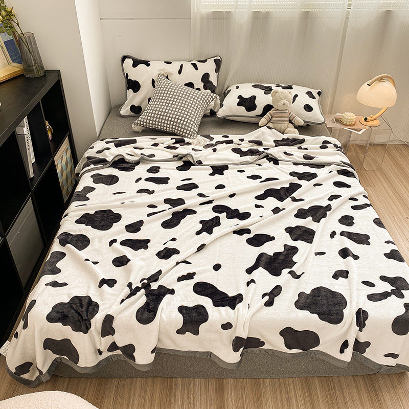 Plush Floral Bedspread and Pillowcase Set
